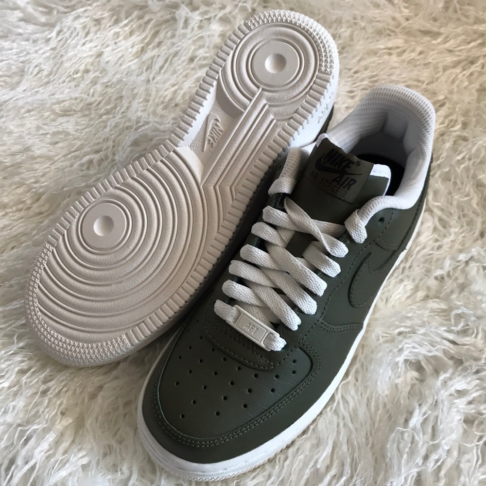 NWT Nike ID Custom Air Force 1 Premium - Picture 8 of 8